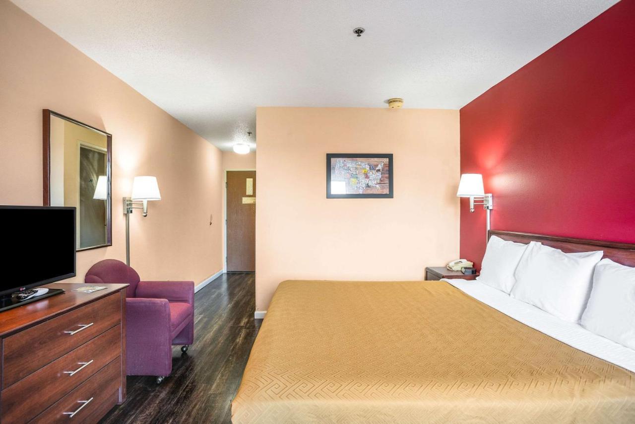 Econo Lodge Princeton Exterior photo